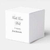 Girls Gone wild Bachelorette party name date bride Geschenkschachtel (Rückseite)
