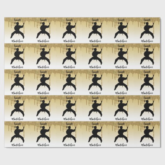 Girls Karate Stance Gold Glitzer Tropfen Ombre Geschenkpapier (Flach)