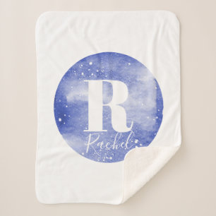 Girls Niedlich Blue Monogram Watercolor Galaxy & N Sherpadecke