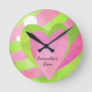 Girl's Pink and Green Striped Balloon Hearts Clock Runde Wanduhr