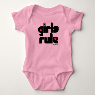 Girls Rule baby Strampler