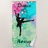 Girls tanzen Wasserfarbe mit schwebenden Herzen Strandtuch (Vorderseite)