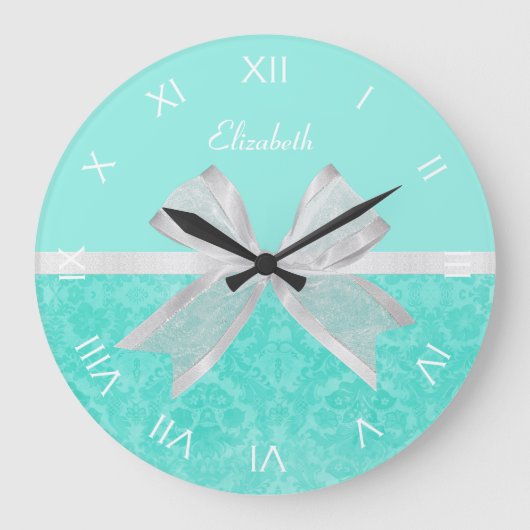 Girly Aqua Türkis Damask White Ribbon mit Namen Große Wanduhr (Vorderseite)