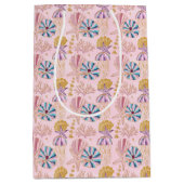 Girly Baby Pink unter der Glitterie Mittlere Geschenktüte (Vorderseite)