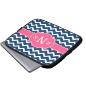 Girly Blue Zickzack Pink Monogram Laptopschutzhülle (Vorne Knopf)