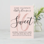 Girly Blush Pink Rose Gold Sequin Glitzer Sweet 16 Einladung (Stehend Vorderseite)