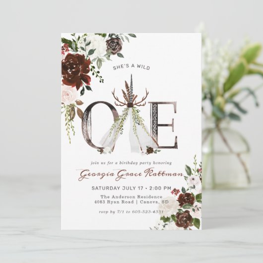 Girly Boho Floral Antler Tribal Wild One Birthday Einladung (Stehend Vorderseite)