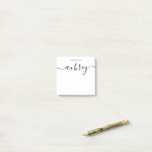 Girly Calligraphy Monogram Minimalistisch White Post-it Klebezettel (Auf Schreibtisch)