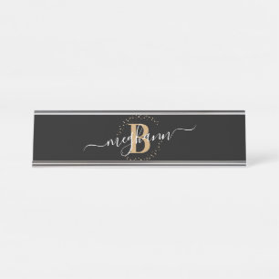 Girly Elegant Black Name Monogram Script Schreibtischnamensplakette