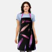 Girly Feathers Black Pink Calligraphy Text Schürze (Getragen)