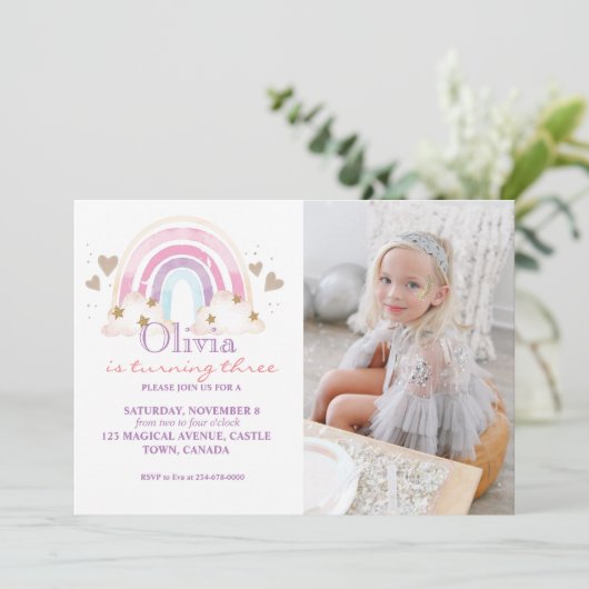 Girly Foto Geburtstag Einladung Rainbow Kinder (Stehend Vorderseite)