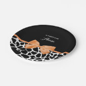 Girly Giraffe Print Orange Ribbon Bow mit Namen Pappteller (Schrägansicht)