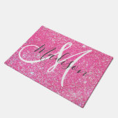 Girly Glam Hot Pink Glitzer Glitzern Monogram Name Fußmatte (Schrägansicht)