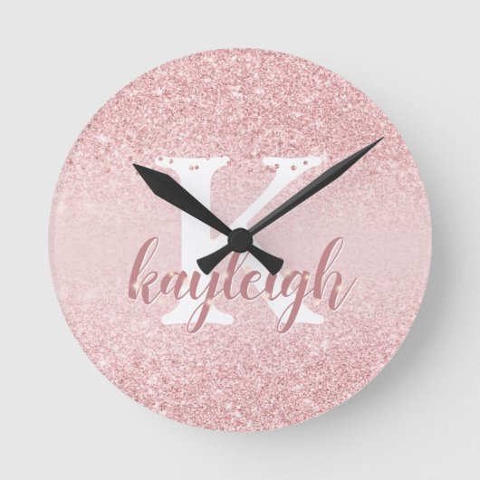 Girly Glam Rose Gold Glitzer Monogram Sparkname Runde Wanduhr (Vorderseite)