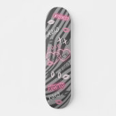 Girly Gray und Pink XOXO Valentine Skateboard (Vorne)