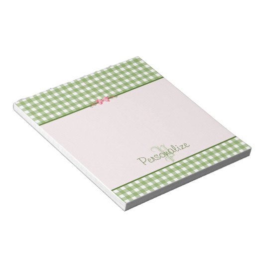 Girly Green Gingham Monogramm mit Namen Notizblock (angewinkelt)