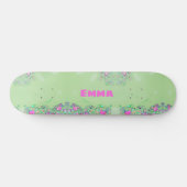 Girly Liquide farbiger Glitzer mit Namen Skateboard (Horizontal)