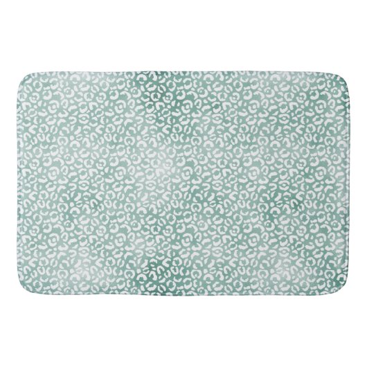 Girly Mint White Leopard Print Badematte (Vorderseite)
