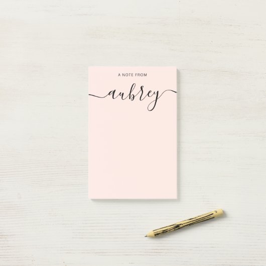Girly Monogram Calligraphy Blush Pink Post-it Klebezettel (Auf Schreibtisch)