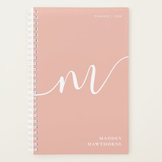 Girly Monogram Calligraphy Coral Blush Pink Planer (Vorderseite)