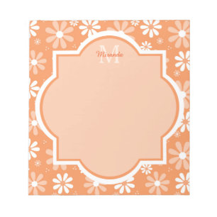 Girly Monogram Niedlich Orange Daisy Blume und Nam Notizblock