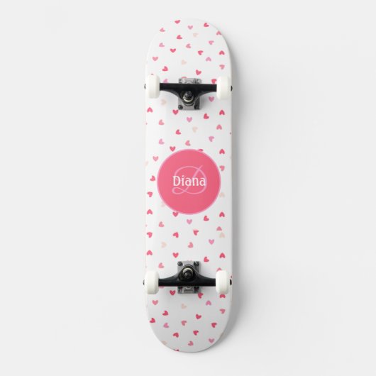 Girly Monogram niedliche Herzen mit Namen Skateboard (Vorderseite)