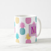 Girly Pineapes Monogram Kaffeetasse (VorderseiteRechts)
