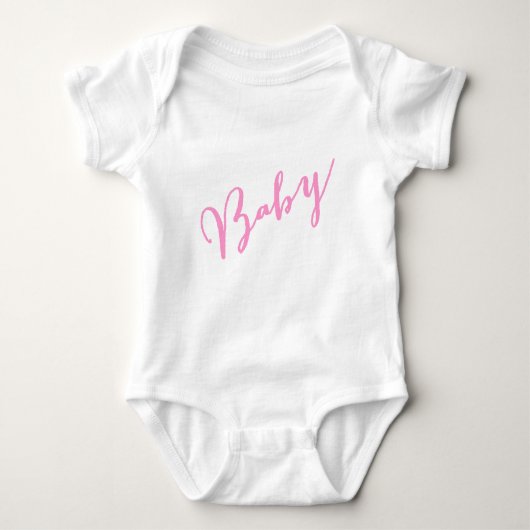 Girly Pink Baby Hand Letter Script Baby Strampler (Vorderseite)