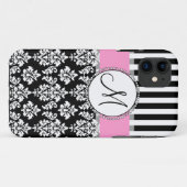 Girly, Pink, Black Damask Ihr Monogramm Case-Mate iPhone Hülle (Rückseite (Horizontal))