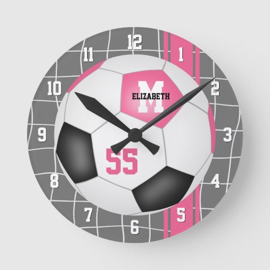 girly pink black personalized soccer runde wanduhr (Vorderseite)