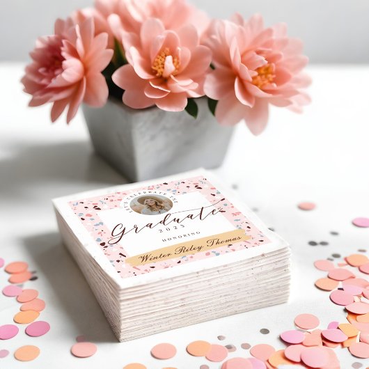 Girly Pink & Blue Terrazzo Foto Graduation Party Serviette