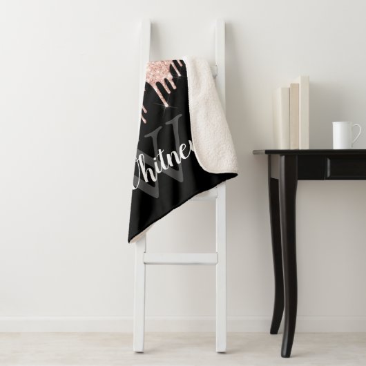 Girly Pink Glitzer Tropfen Grau Monogramm Sherpadecke (Beispiel)