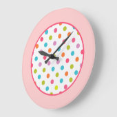 Girly Pink Polka Docks Uhr (Winkel)