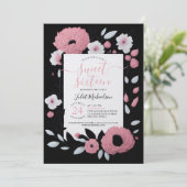 Girly Pink Schwarz-weiß Ranunculus Floral Sweet 16 Einladung (Stehend Vorderseite)