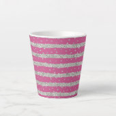 Girly Pink Silver Funkelnd Confetti Streifen Milchtasse (Vorderseite)