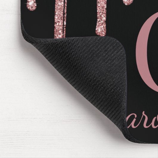 Girly Pink Sparkle Glitzer Tropfen Monogram Mousepad (Ecke)