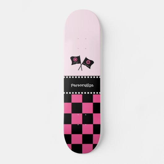 Girly Pink und Black Schachbrett Racing Flags und  Skateboard (Vorderseite)