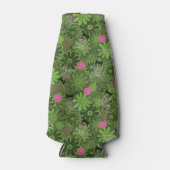 Girly Punk Skulls auf Blume Camouflage Hintergrund Flaschenkühler (Vorderseite)