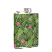 Girly Punkschädel auf Blumen-Camouflagehintergrund Flachmann (Rechts)