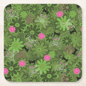 Girly Punkschädel auf Blumen-Camouflagehintergrund Rechteckiger Pappuntersetzer (Vorderseite)