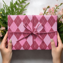 Girly Raspberry und Pink Große Raute Muster Kinder Geschenkpapier