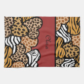 Girly Red Playful Animal Print Herds Name Küchentuch (Horizontal)