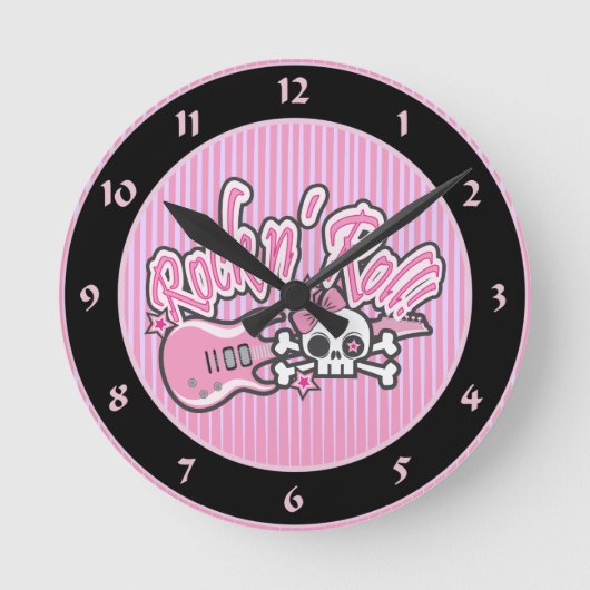 Girly Rock n' Roll Skull Runde Wanduhr (Vorderseite)