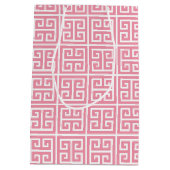 Girly rosa und weißer griechischer Schlüssel Mittlere Geschenktüte (Rückseite)