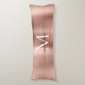 Girly Rose Gold Brushed Metal Monogram Script Name Seitenschläferkissen (Vorderseite Vertikal)