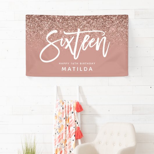 Girly Rose Gold Glitzer Rosa Typograph 16 Geburtst Banner (Insitu)