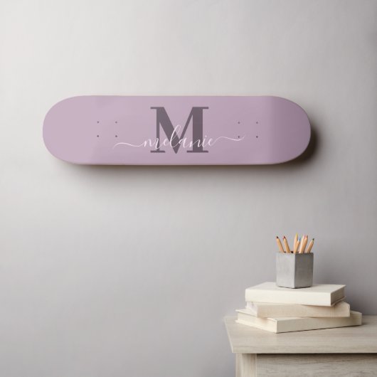 Girly Script Individuelle Name Monogram Skateboard (Wandkunst (Horz))