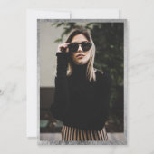 Girly silber Grenze Marmorskript Foto Sweet 16 Einladung (Rückseite)