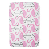 Girly Simple Modern Pink Flamingo Muster Badematte (Vorderseite Vertikal)