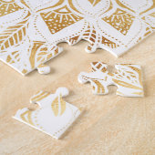 Girly White Gold Mandala Floral Puzzle (Seite)